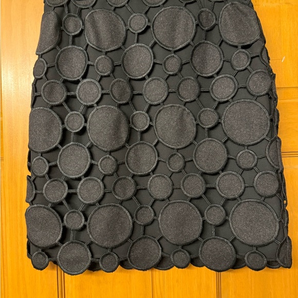 Per Se Dresses & Skirts - Per Se Black Textured Circle Mini Skirt